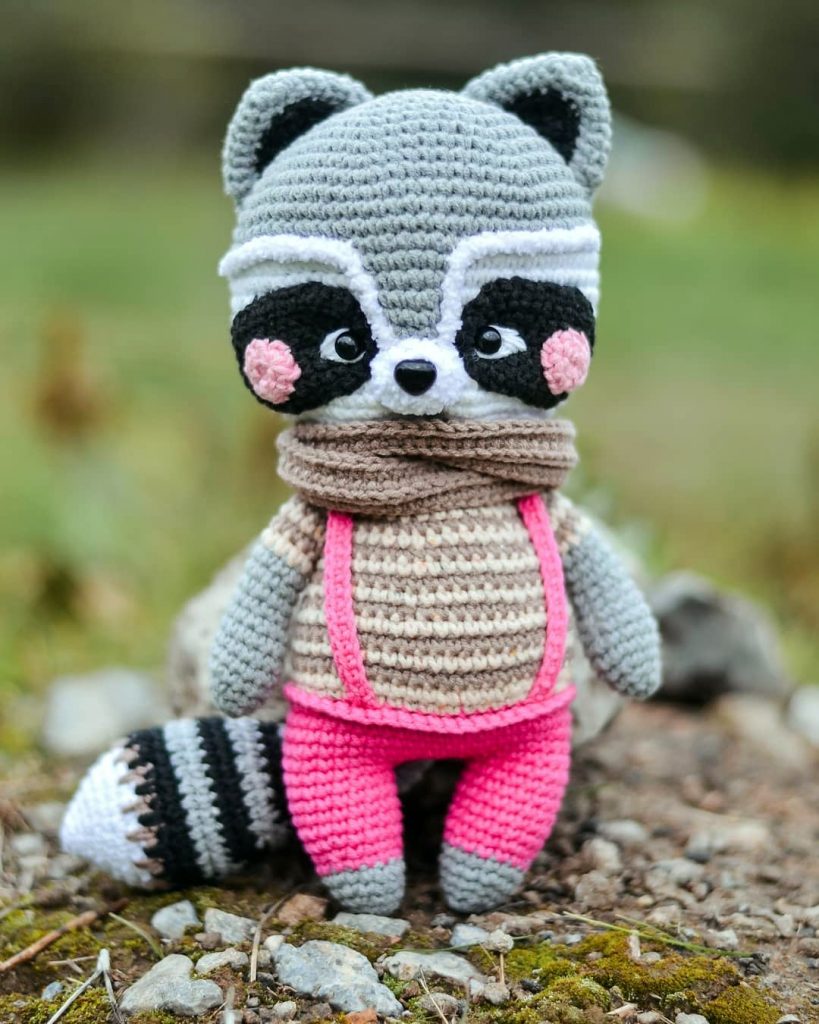 Crochet Plush Raccoon Free English Pattern – Free Amigurumi